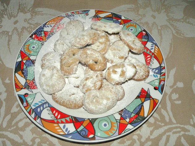 Mandel-Zimt-Brezeln