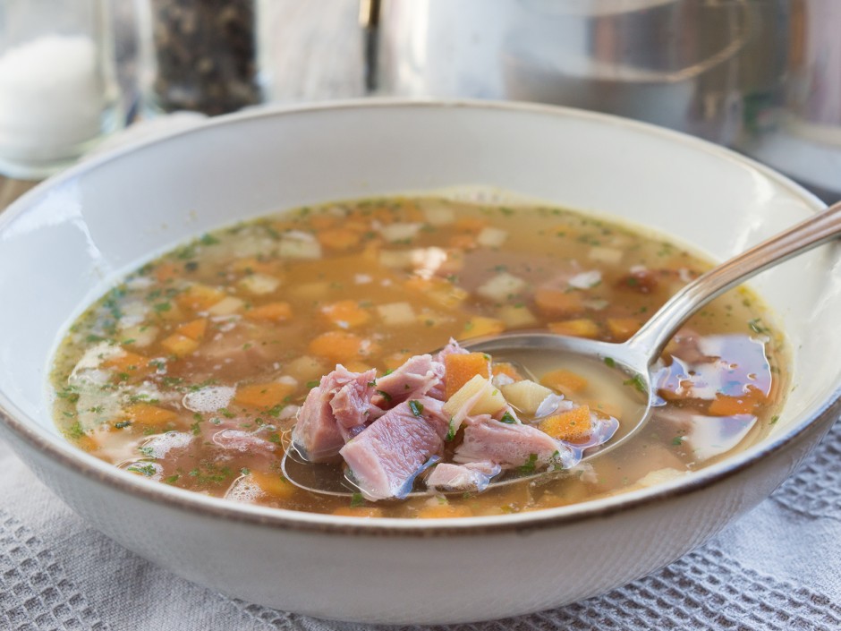 Selchfleischsuppe