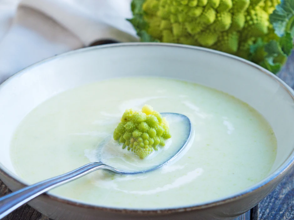 Pikante Romanesco-Suppe