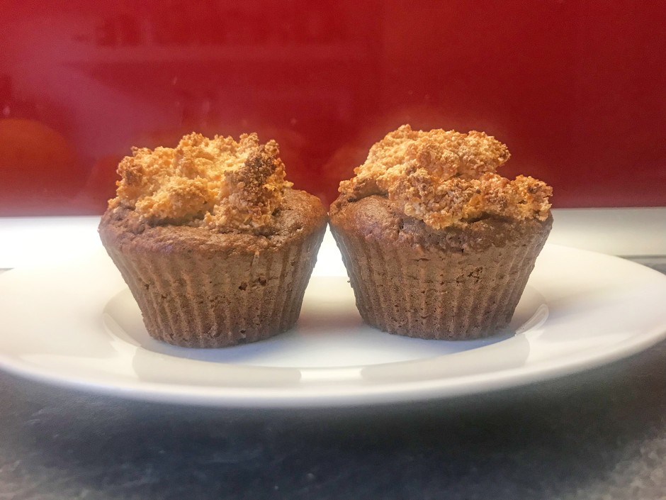 Schokomuffins mit Mandelcrunch
