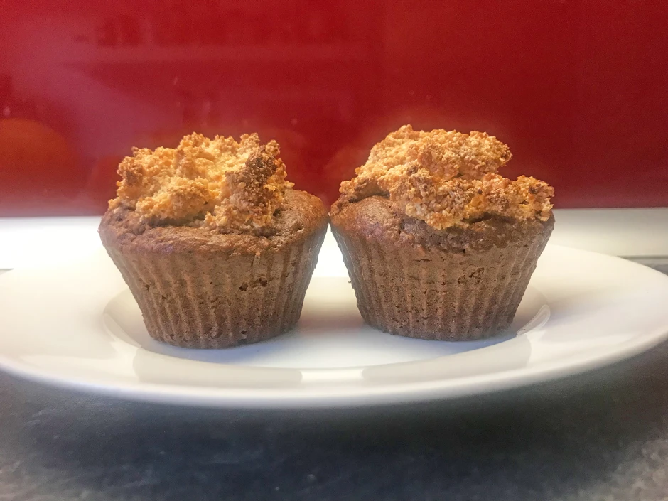 Schokomuffins mit Mandelcrunch