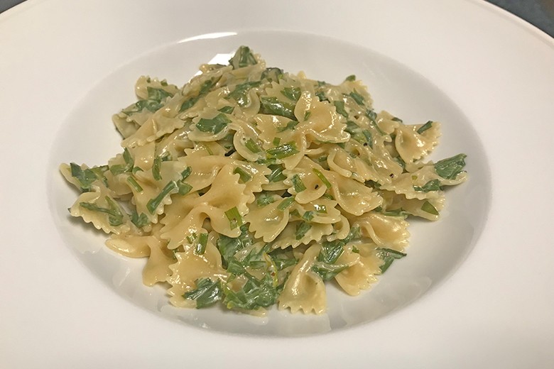 Farfalle in Bärlauchobers