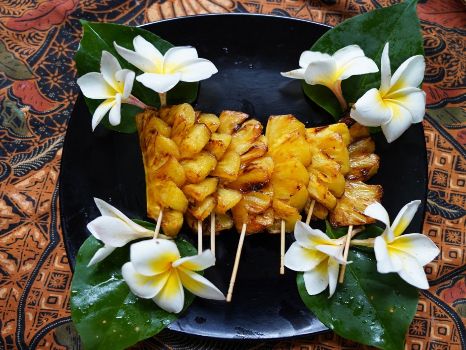 Frittierte Ananasstücke