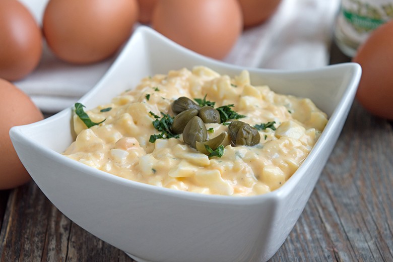 Eier-Kapern-Dip