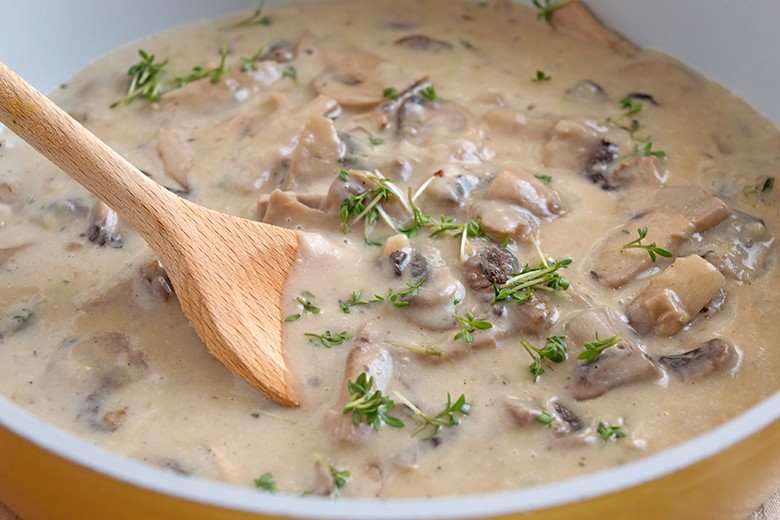 Pilz-Mandel-Sauce