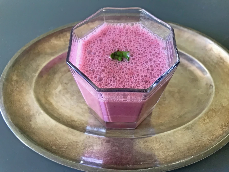 Rote R&uuml;ben-Birnen-Drink