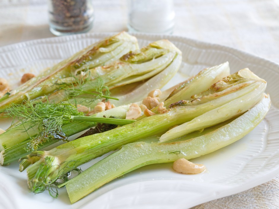 Fenchel in Nussbutter