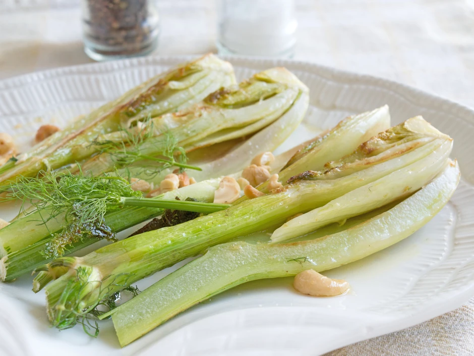 Fenchel in Nussbutter
