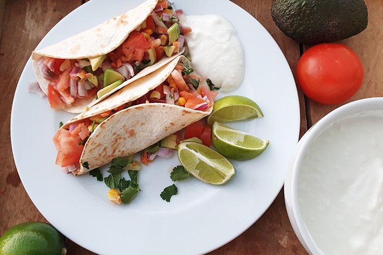 Vegetarische Tacos mit Avocado