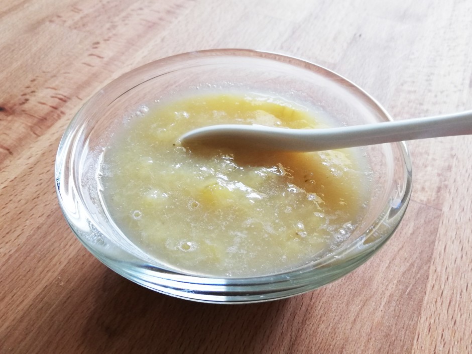 Bananendessert mit Weißwein