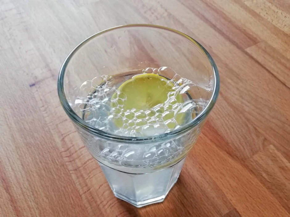 Schnelle Zitronenlimonade
