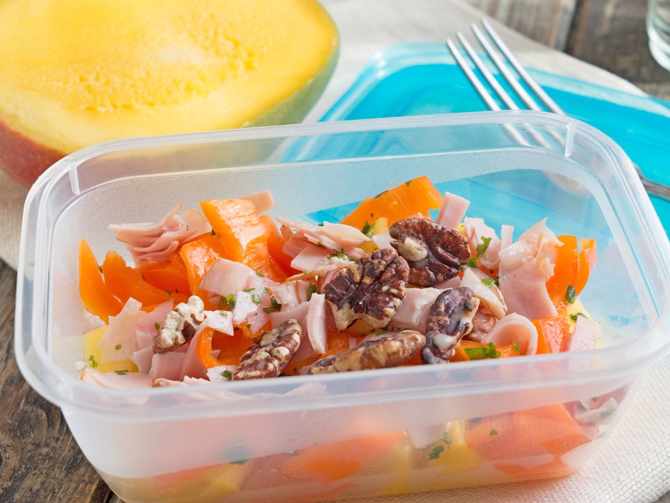 Meal Prep: Salat mit Mango und Schinken