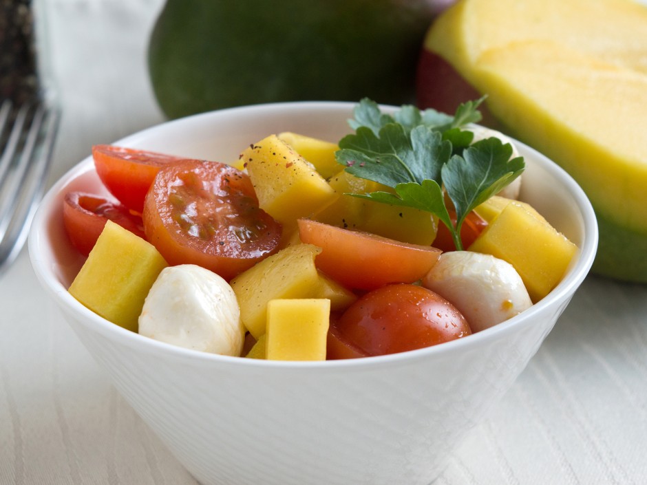Mango-Tomaten-Mozzarella-Salat