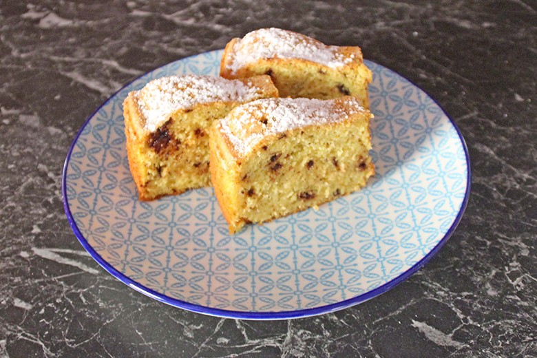 Kuchen mit Skyr und Schokostücken