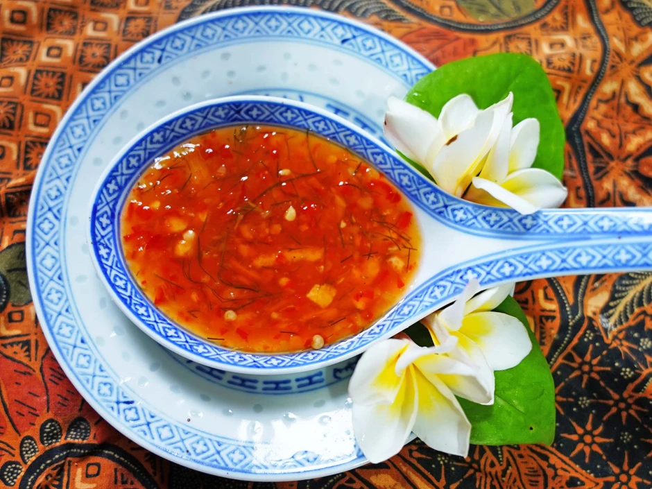 Thail&auml;ndische Springrollsauce auf Boathouse Art