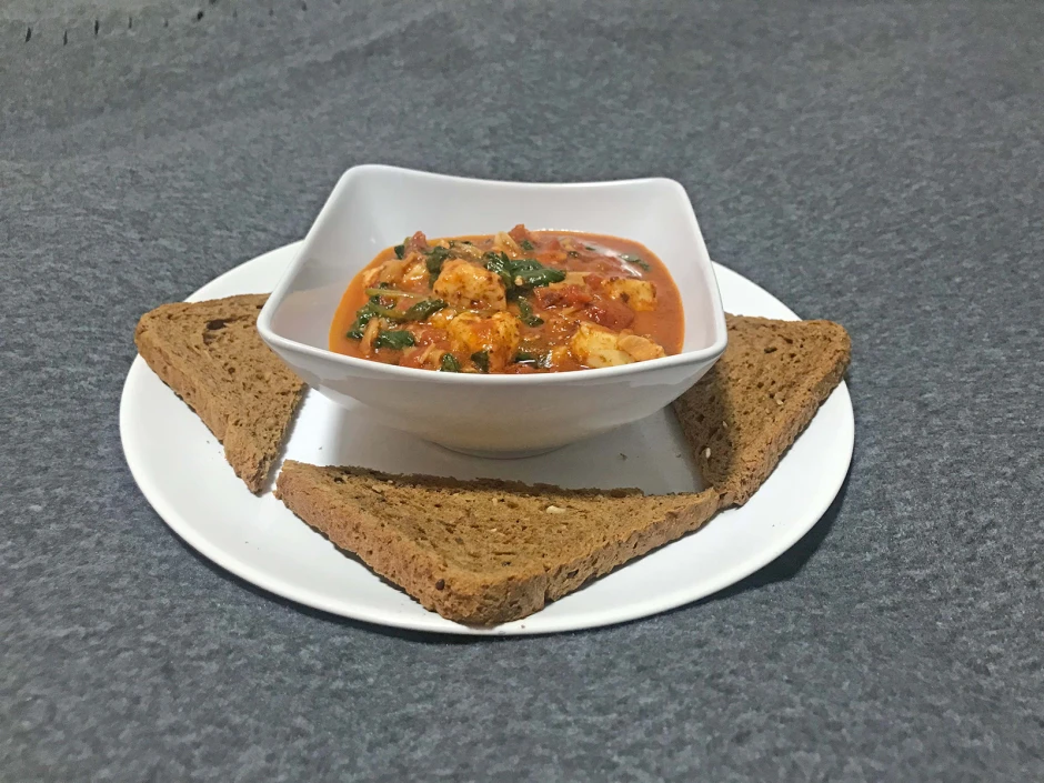 Spinat mit Paradeisern und Bratk&auml;se