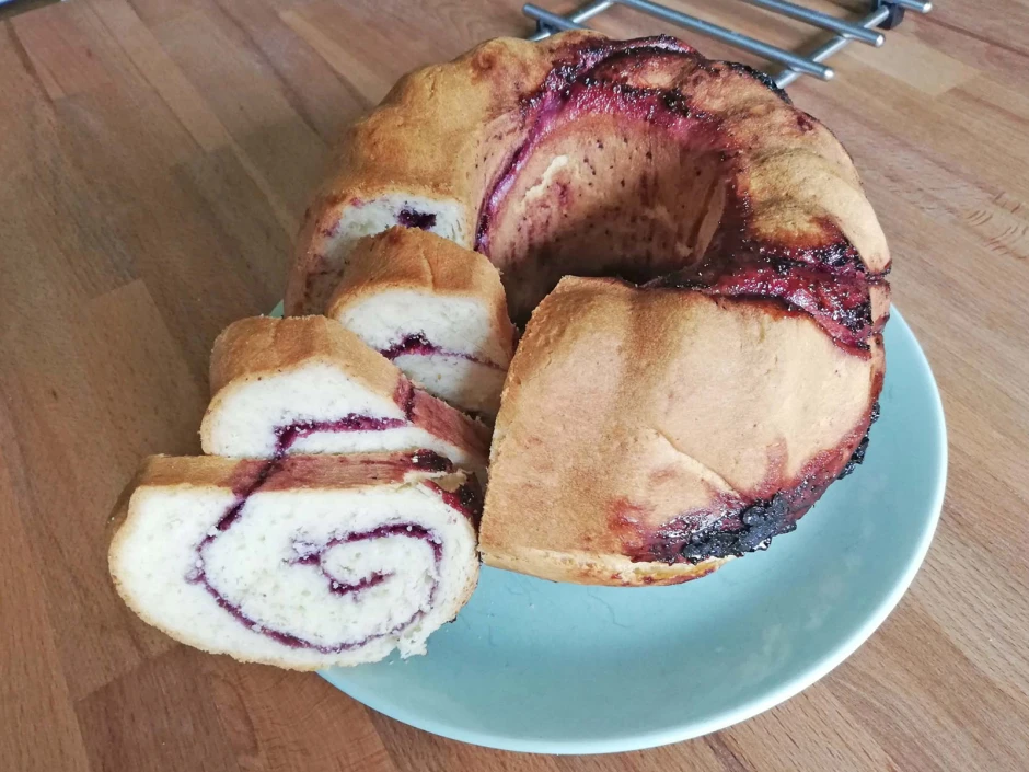 Schwarzbeerkuchen
