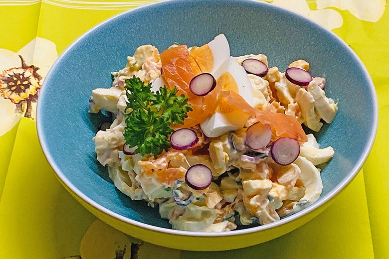Eiersalat mit Räucherlachs