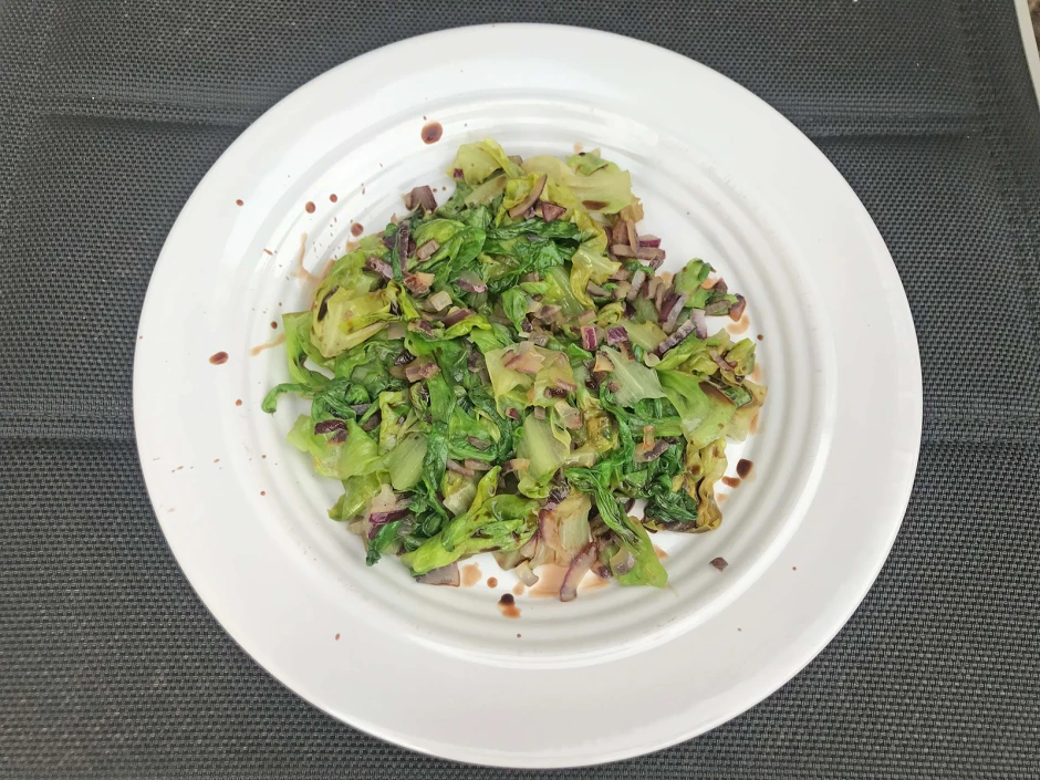 Warmer H&auml;uptlsalat