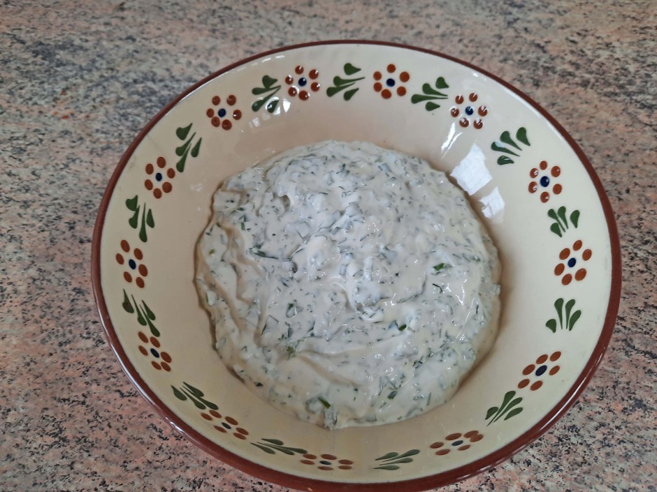 Kräuterdip