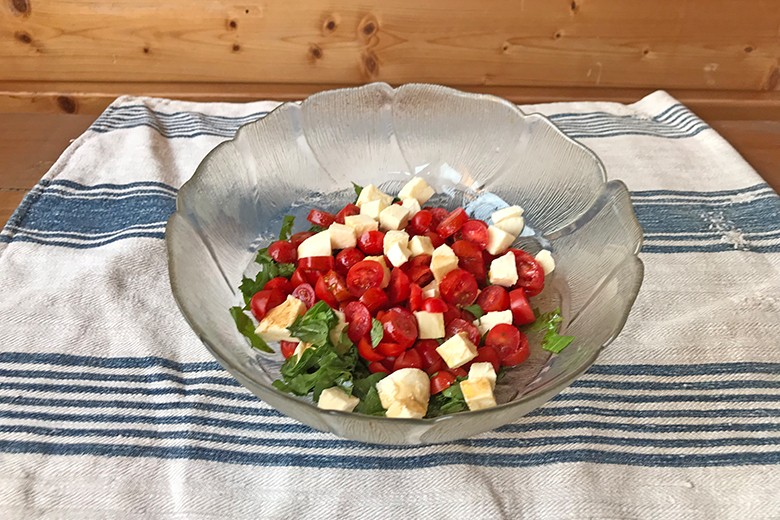Paradeiser-Löwenzahn-Salat
