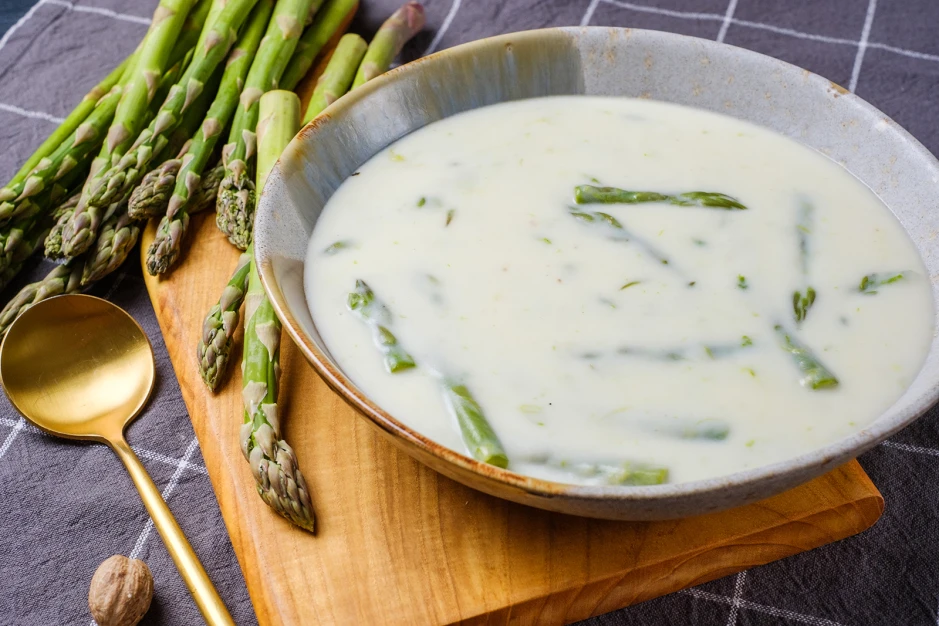 Spargelsuppe