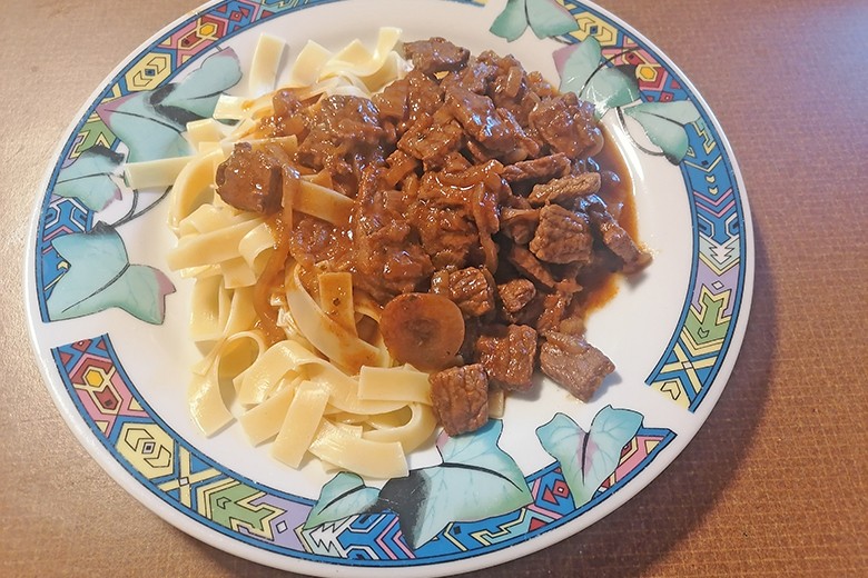 Geschnetzeltes in Rotweinsauce