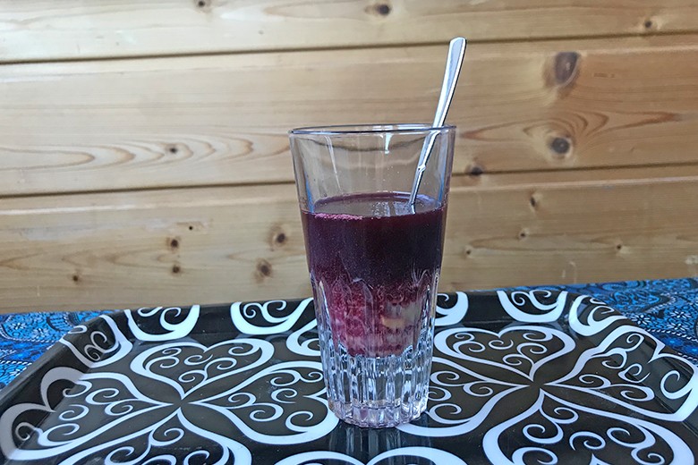 Weincocktail mit Heidelbeer