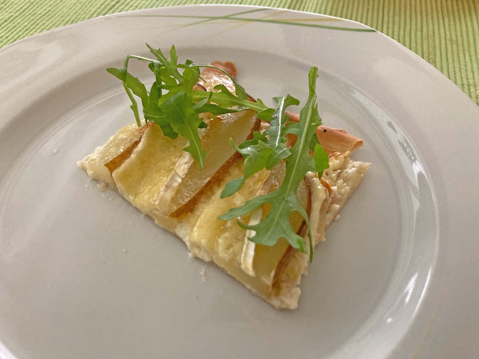 Birnen-Camembert-Flammkuchen