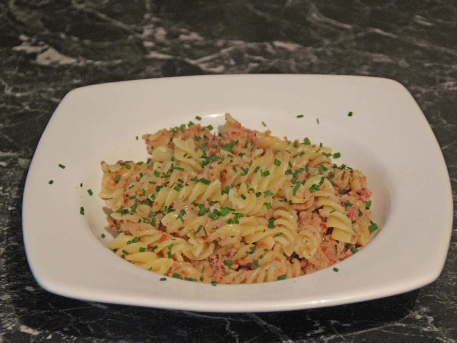Fleckerlspeise mit Wursthaschee