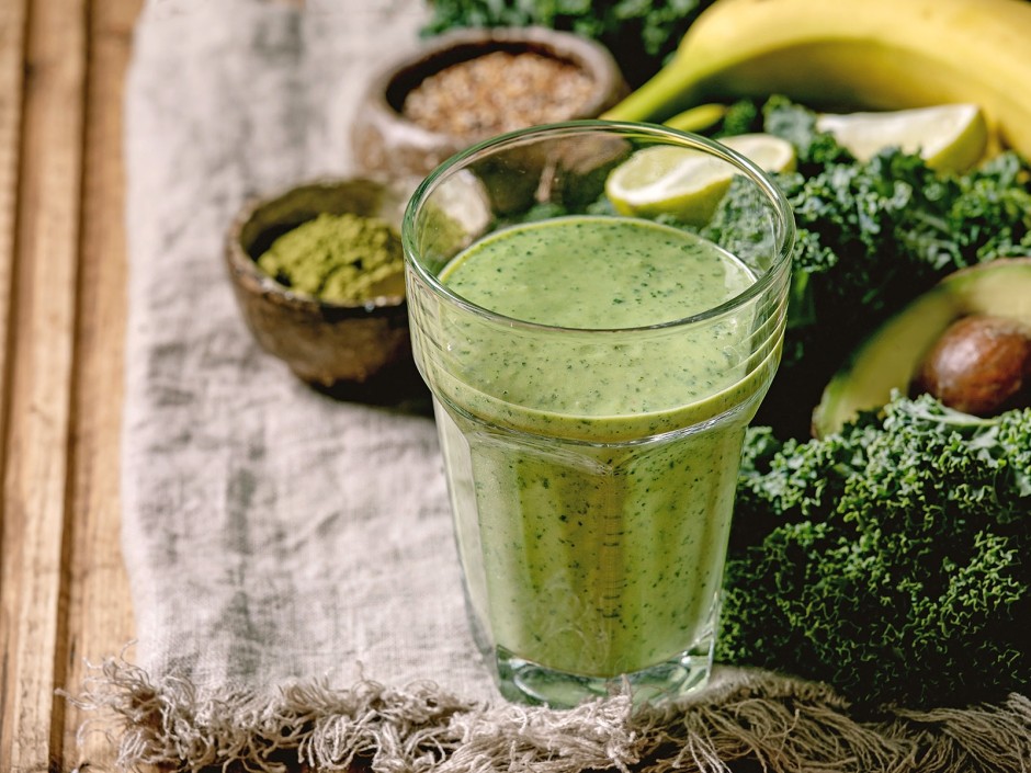 Grünkohl-Bananen-Avocado Smoothie
