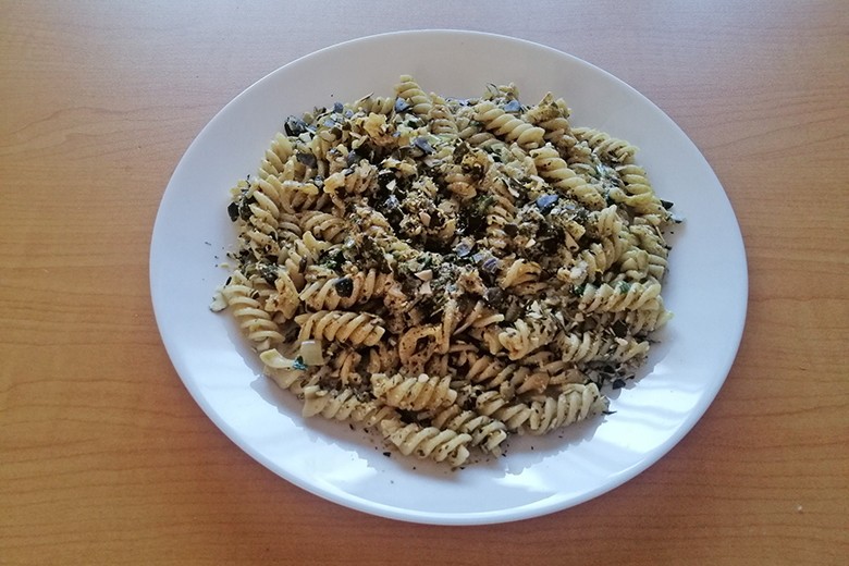 Dinkel-Fusilli mit Kürbiskern und -öl