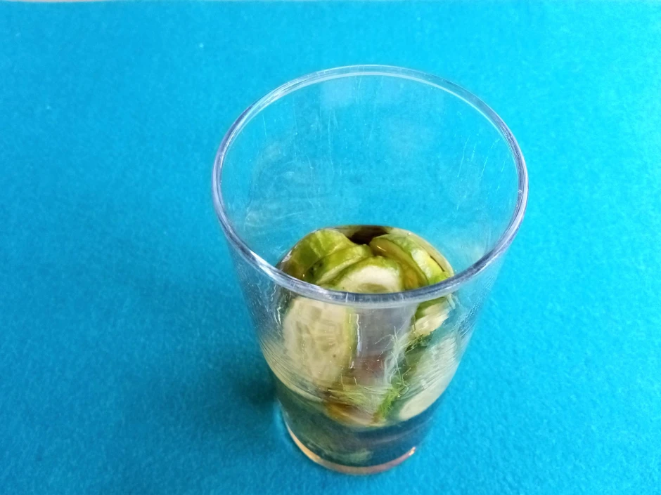 Fenchel-Eistee mit Minigurke