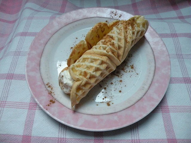 Waffelr&ouml;llchen mit Zimtobers