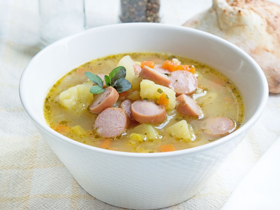 Kräftige Erdäpflsuppe