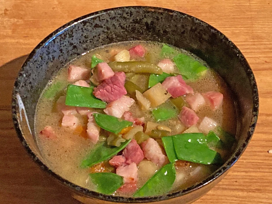 Erd&auml;pfeltopf mit Bohnen