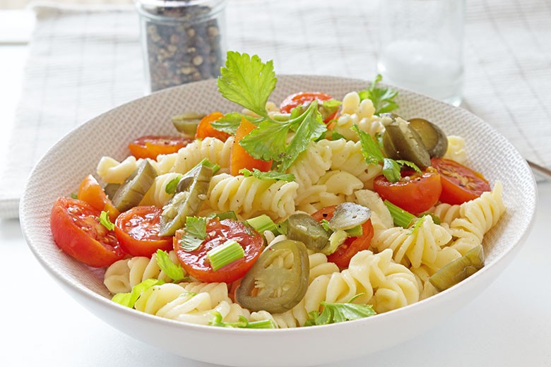 Nudel-Tomatensalat