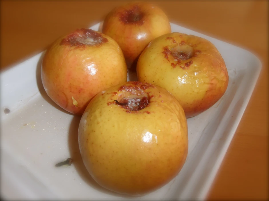Bratapfel mit Zwetschkenmus
