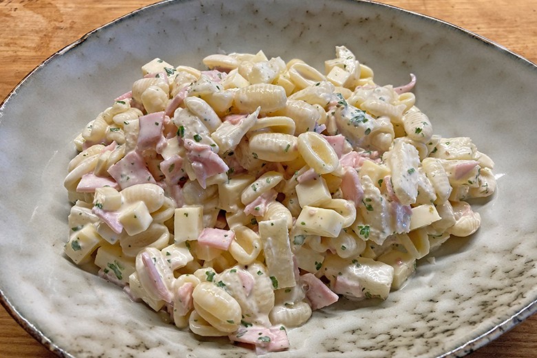 Nudelsalat Hawaii