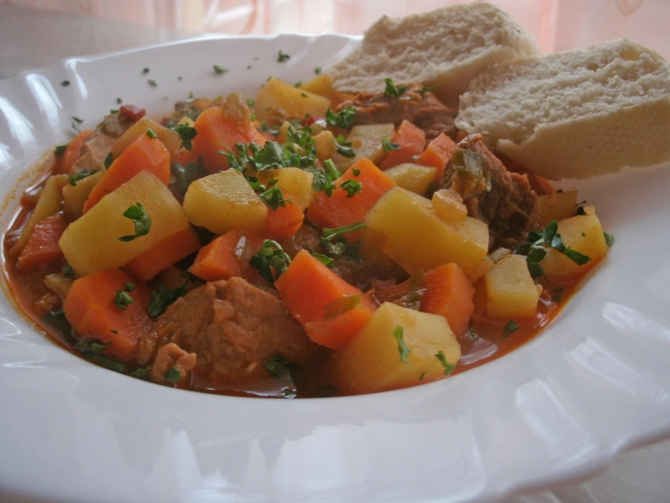 Bauern Gulasch