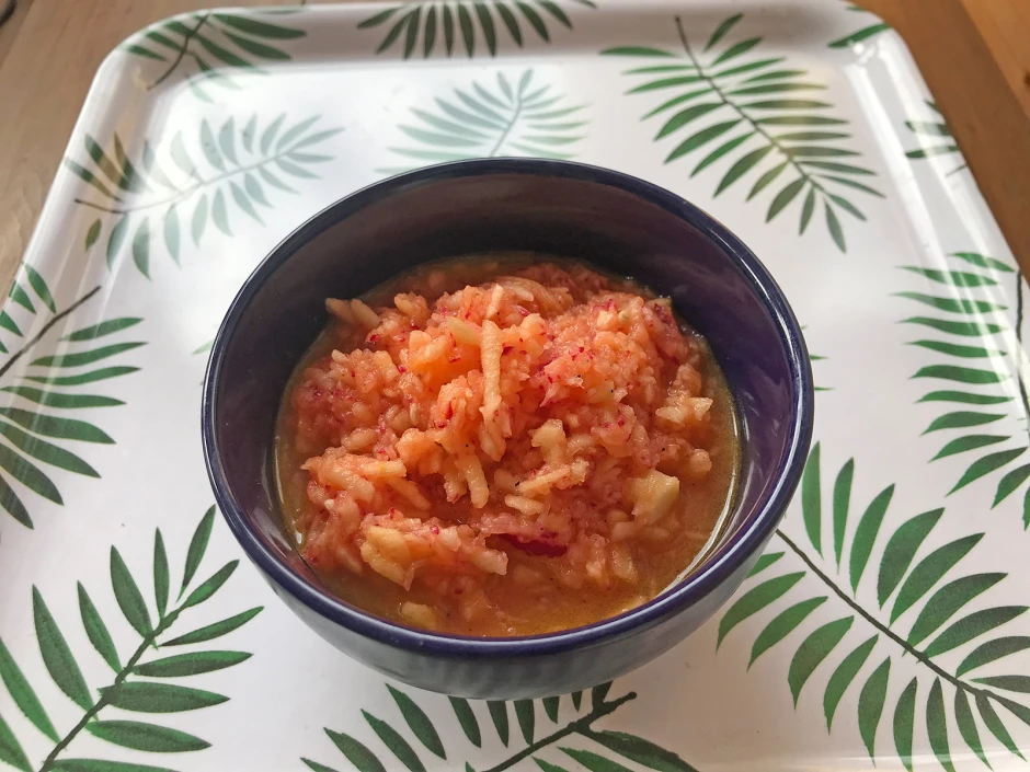 Radieschen-Apfel-Salat