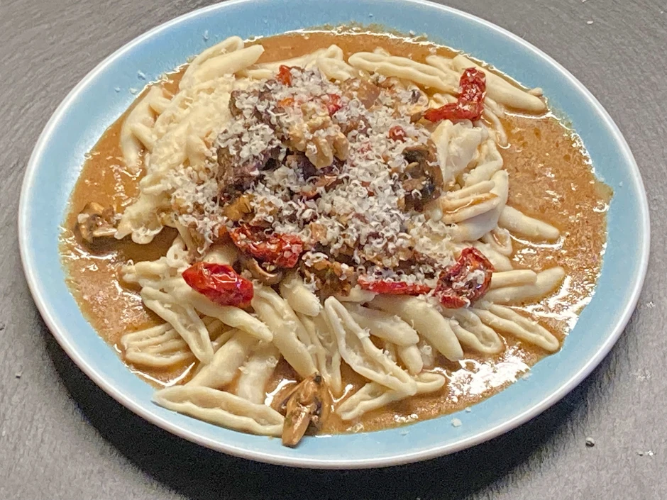 Capunti Casarecci mit Rinder-Pilz-Soße