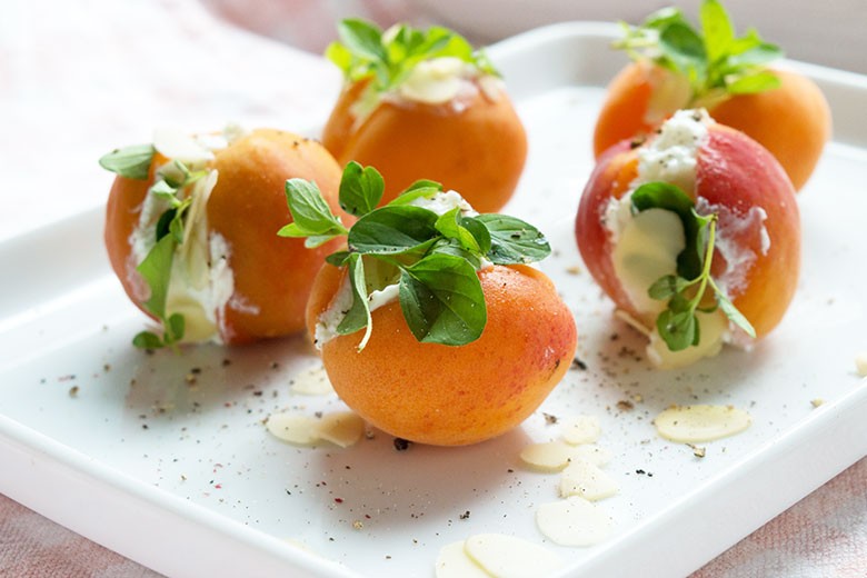 Gefüllte Marillen mit Frischkäse