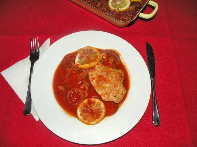 Schweinekoteletts mit Arrabbiata-Sauce