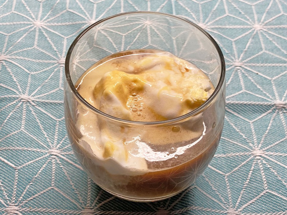 Eiskaffee mit Kaffeelikör