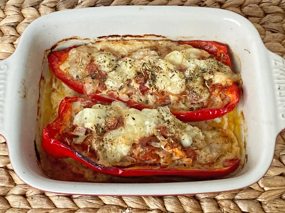 Spitzpaprika mit Salciccia-F&uuml;llung