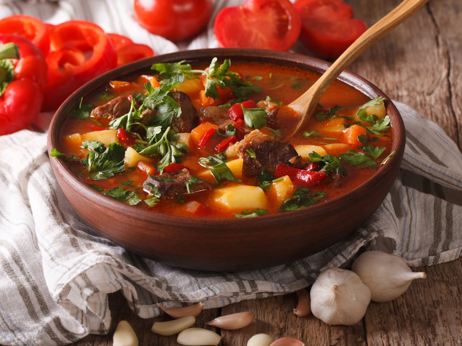 Ungarische Gulaschsuppe