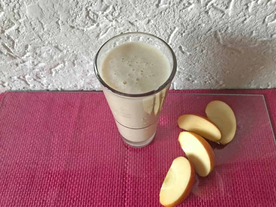 Apfel-Bananen-Milch