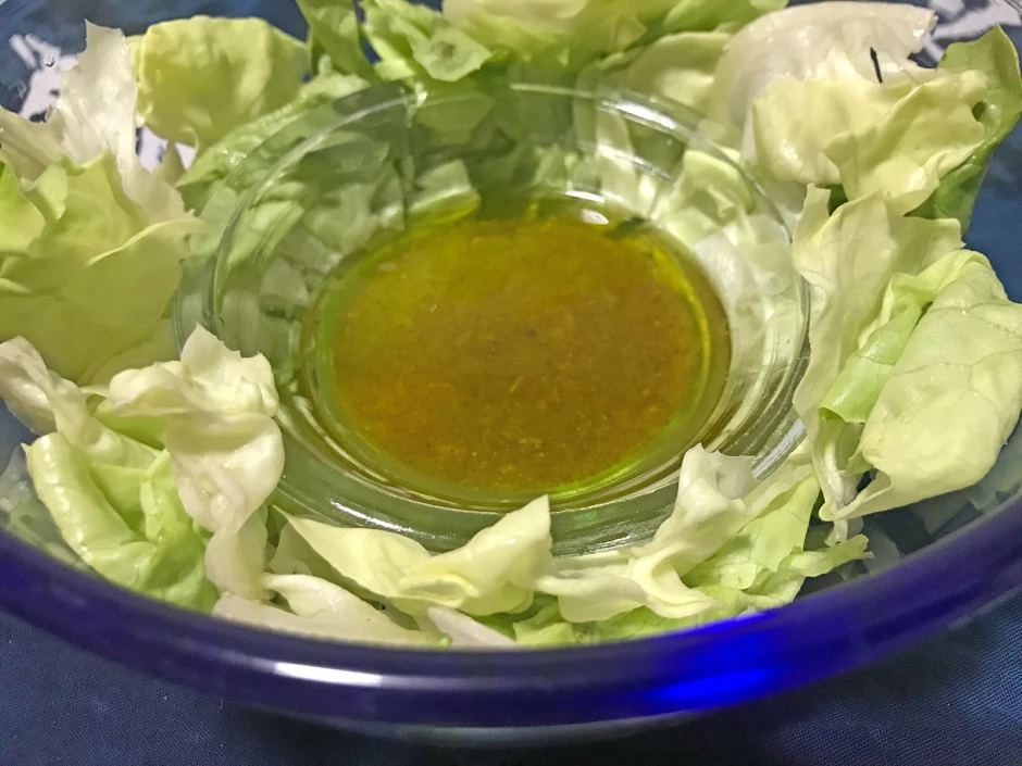 Zitronen-Pfeffer-Salatdressing