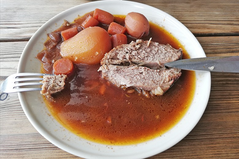 Rinderbraten mit Karotten